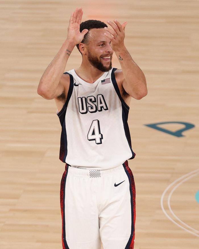  库里连续五场比赛得分超过爆冷，塞尔维亚队挑战极限！-半岛体育官网